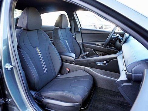 Certified 2026 Hyundai Elantra Sport FWD image 12
