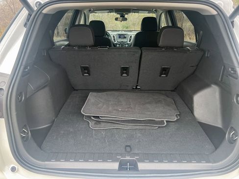 Certified 2024 Chevrolet Equinox LT AWD/4WD image 8