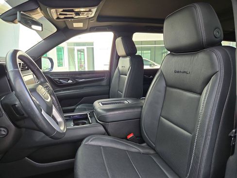 Used 2021 GMC Yukon Denali w/ Max Trailering Package AWD/4WD image 27