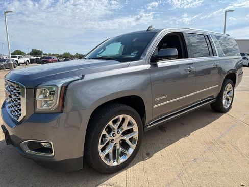 Used 2020 GMC Yukon XL Denali w/ Open Road Package RWD image 1