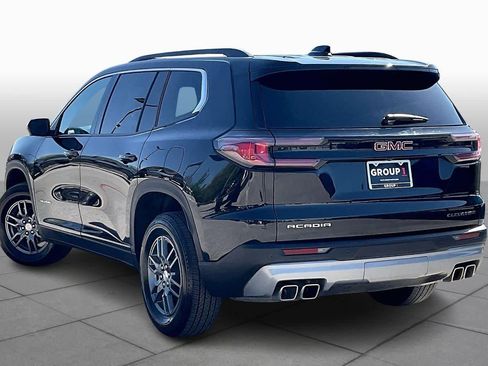Used 2025 GMC Acadia Elevation image 12