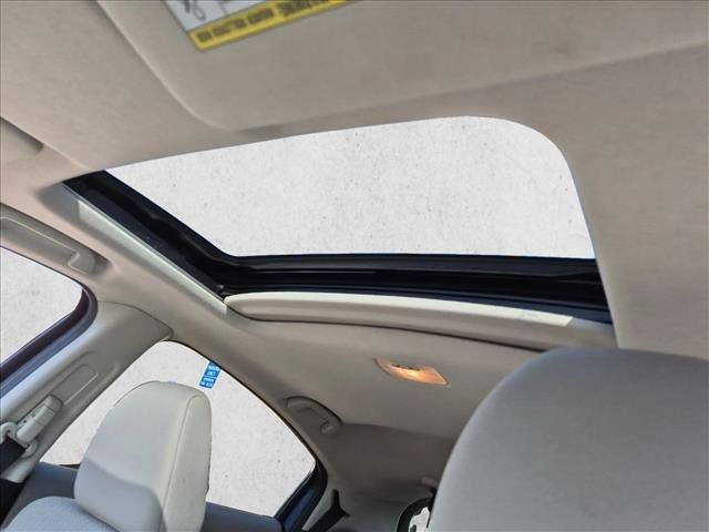 Used 2017 Honda HR-V EX image 16