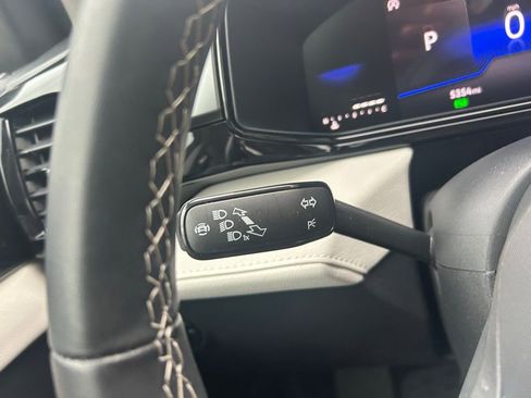 Certified 2025 Volkswagen Taos S image 24