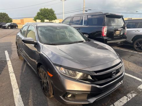 Used 2019 Honda Civic Sport image 11