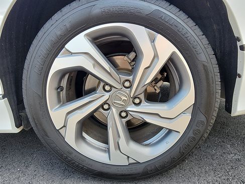 Used 2019 Honda Accord EX-L image 9