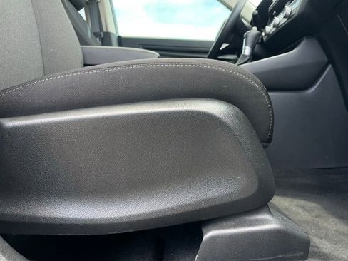 Certified 2025 Honda CR-V EX image 30