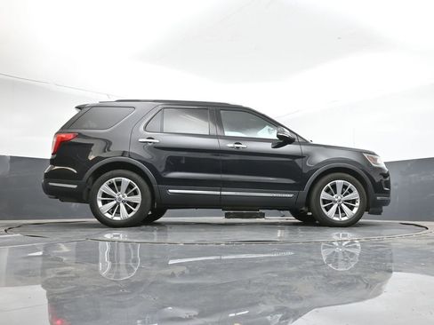 Used 2019 Ford Explorer Limited w/ Class III Trailer Tow Package image 47
