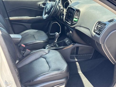 Used 2019 Jeep Compass Limited FWD image 13