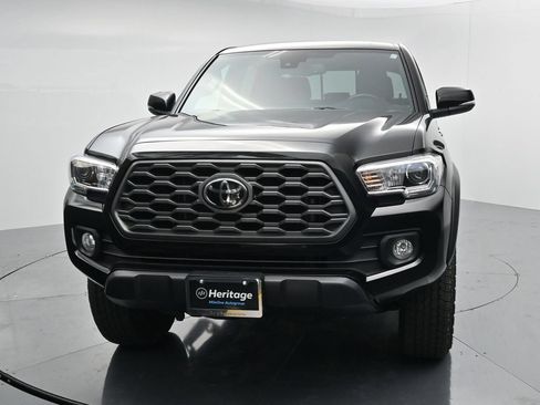 Used 2023 Toyota Tacoma TRD Off-Road AWD/4WD image 3