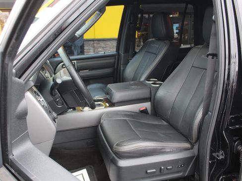 Used 2016 Ford Expedition EL Platinum image 13