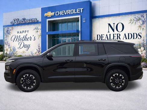 New 2026 Chevrolet Traverse Z71 w/ Driver Confidence Package AWD/4WD image 3