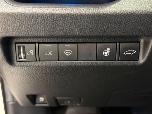 Used 2022 Toyota RAV4 XSE w/ XSE Grade Weather Package AWD/4WD image 20