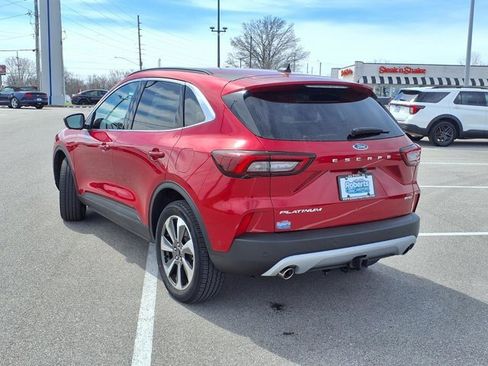 Certified 2023 Ford Escape Platinum w/ Premium Technology Package image 3