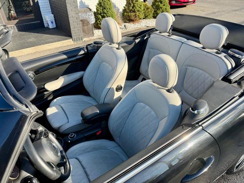 Used 2023 MINI Cooper S w/ Signature Upholstery Package FWD image 23