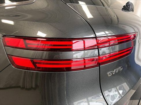 Used 2026 Genesis GV70 3.5T Sport Advanced AWD/4WD image 35