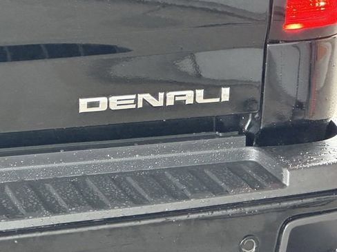 Used 2018 GMC Sierra 2500 Denali w/ Duramax Plus Package image 13