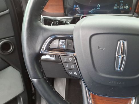 Used 2022 Lincoln Navigator L Reserve AWD/4WD image 18