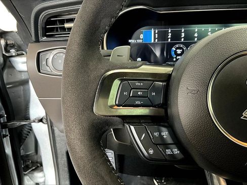 Used 2020 Ford Mustang Shelby GT500 w/ Technology Package image 20