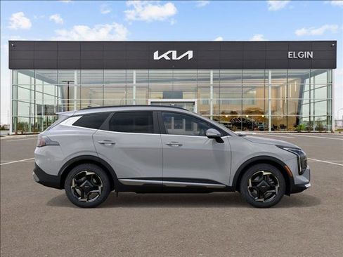 Used 2026 Kia Sportage EX w/ EX Panorama Roof Package image 7