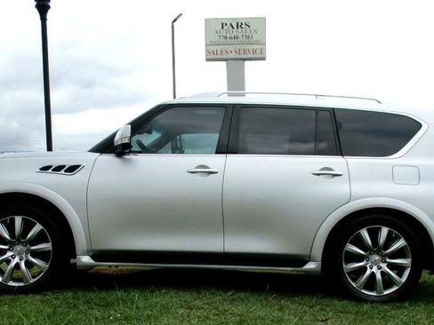 Used 2012 INFINITI QX56 4WD w/ Deluxe Touring Pkg image 7