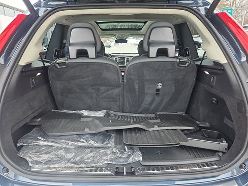 Used 2025 Volvo XC90 B6 Plus w/ Protection Package Premier image 35