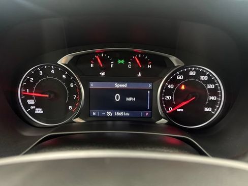 Used 2024 Chevrolet Blazer LT FWD image 13