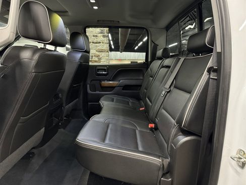 Used 2019 Chevrolet Silverado 2500 High Country w/ Duramax Plus Package image 26