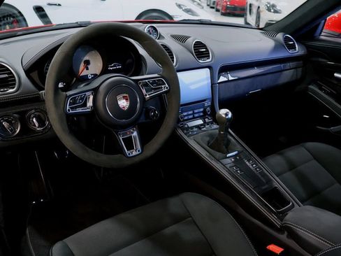 Used 2023 Porsche 718 Cayman GTS w/ GTS Interior Package RWD image 30