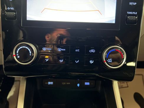 Used 2023 Hyundai Tucson SEL image 17