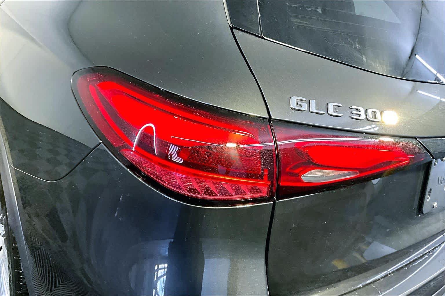 Used 2026 Mercedes-Benz GLC 300 4MATIC image 5