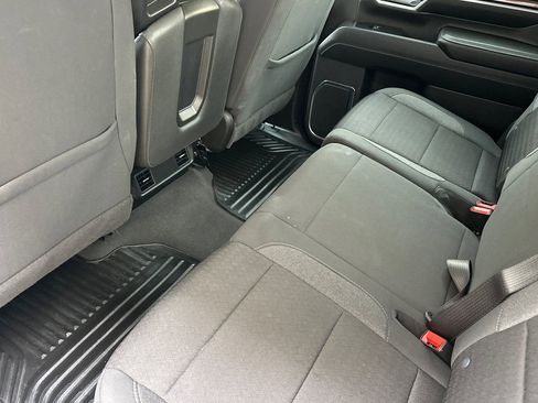 Used 2024 Chevrolet Silverado 2500 LT image 13