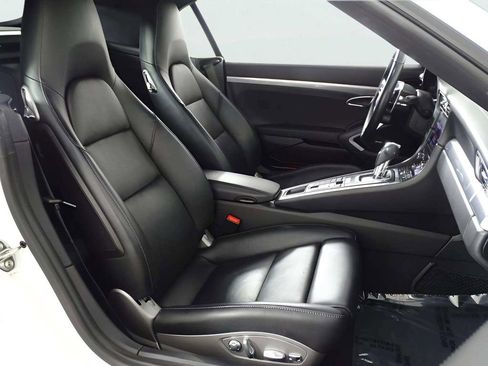 Used 2019 Porsche 911 Carrera S RWD image 32