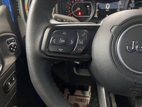 Certified 2024 Jeep Gladiator Mojave image 22