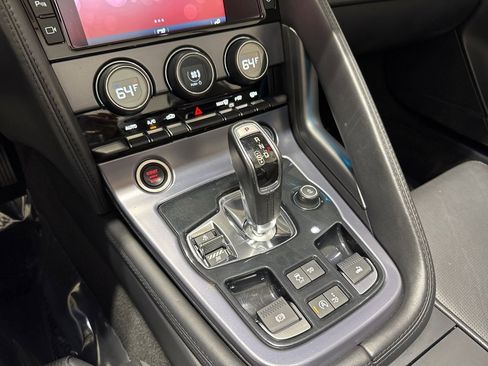 Used 2018 Jaguar F-TYPE Convertible image 21