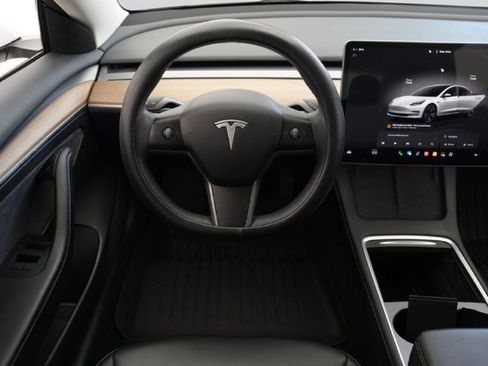 Used 2023 Tesla Model 3 Standard Range RWD image 21