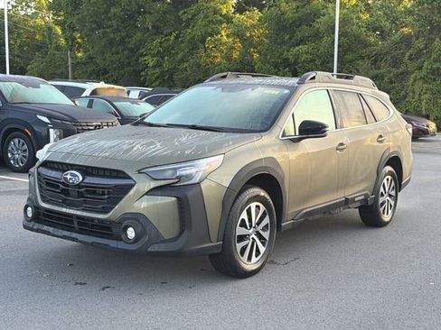 Certified 2025 Subaru Outback Premium w/ Popular Package #1A AWD/4WD image 7