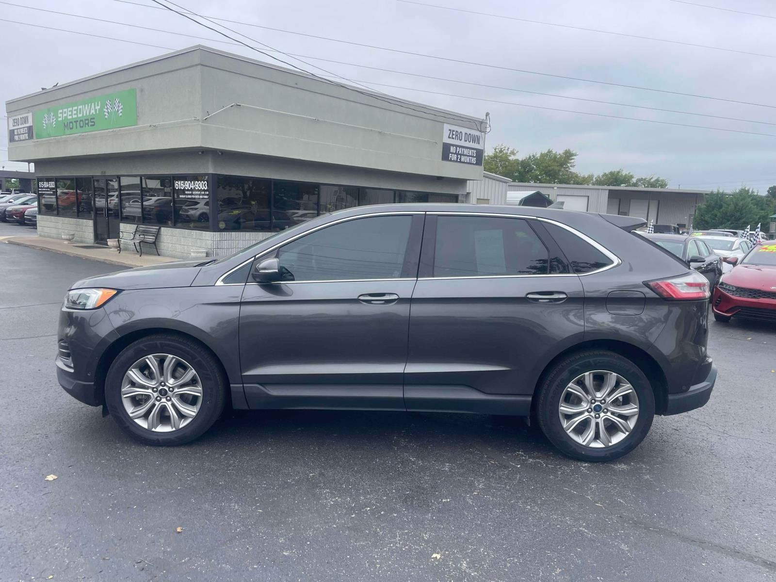 Used 2019 Ford Edge Titanium w/ Equipment Group 301A AWD/4WD image 4