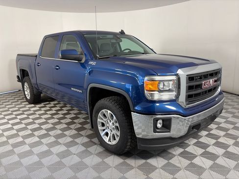 Used 2015 GMC Sierra 1500 SLE w/ SLE Value Package AWD/4WD image 1