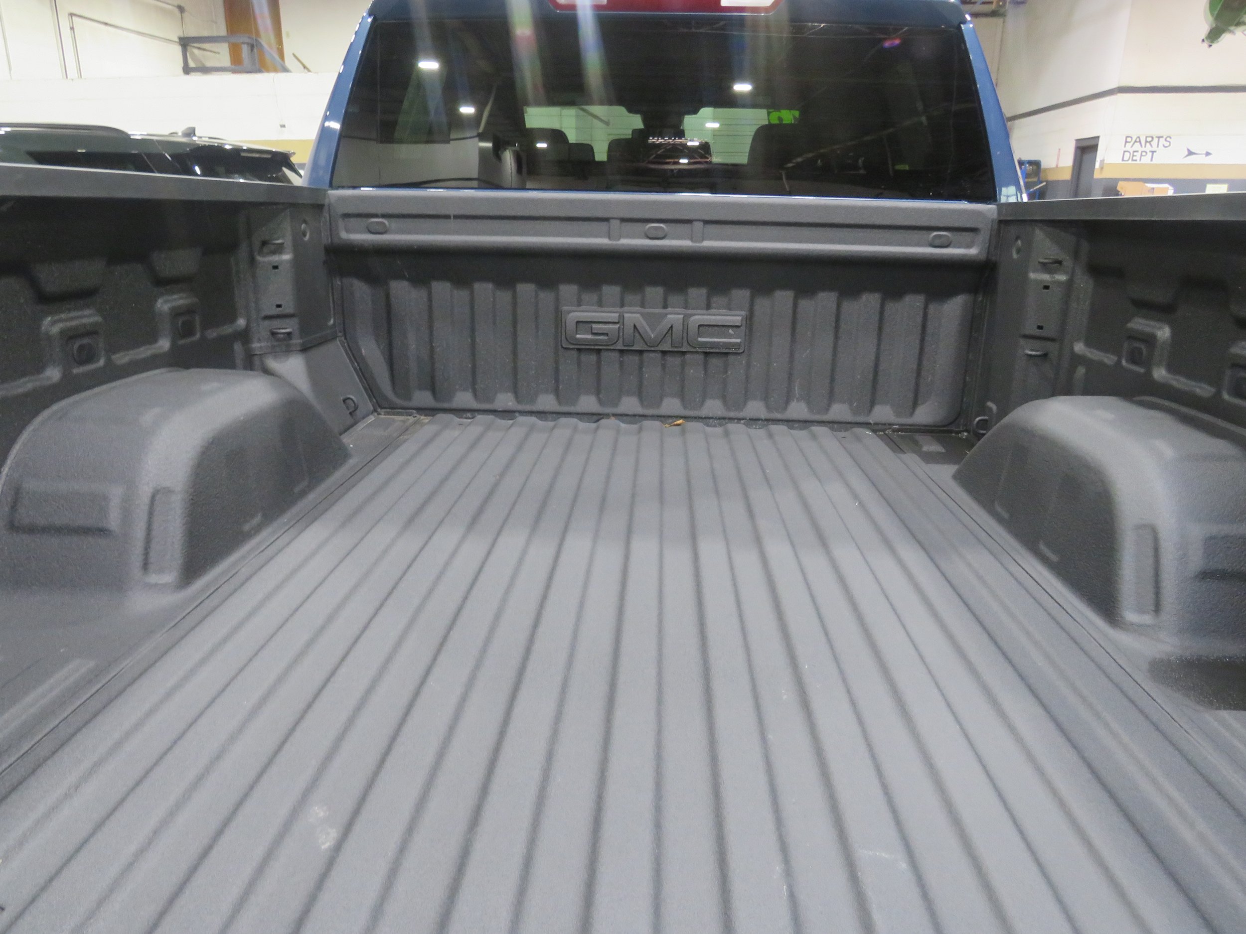 Used 2026 GMC Sierra 1500 Elevation w/ X31 Off-Road Package AWD/4WD image 8