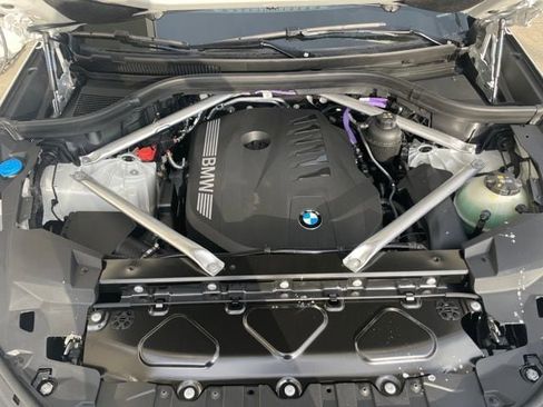 New 2026 BMW X5 xDrive40i w/ Executive Package image 19