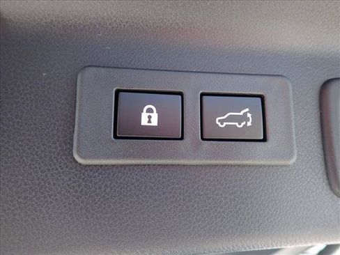 New 2026 Subaru Forester Premium AWD/4WD image 9