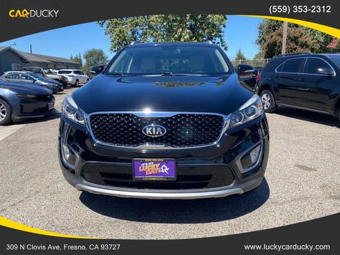 Used 2016 Kia Sorento EX image 2