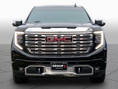 Used 2023 GMC Sierra 1500 Denali w/ Denali Reserve Package AWD/4WD image 4
