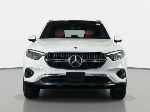 Used 2025 Mercedes-Benz GLC 350e 4MATIC image 18