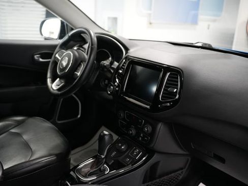 Used 2019 Jeep Compass Limited AWD/4WD image 20