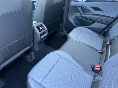 New 2026 Volkswagen Tiguan SE image 11