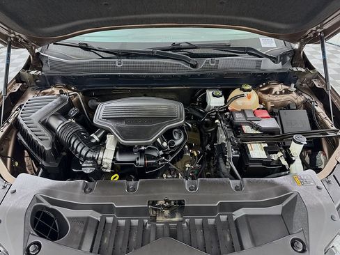 Used 2019 Chevrolet Blazer LT image 29