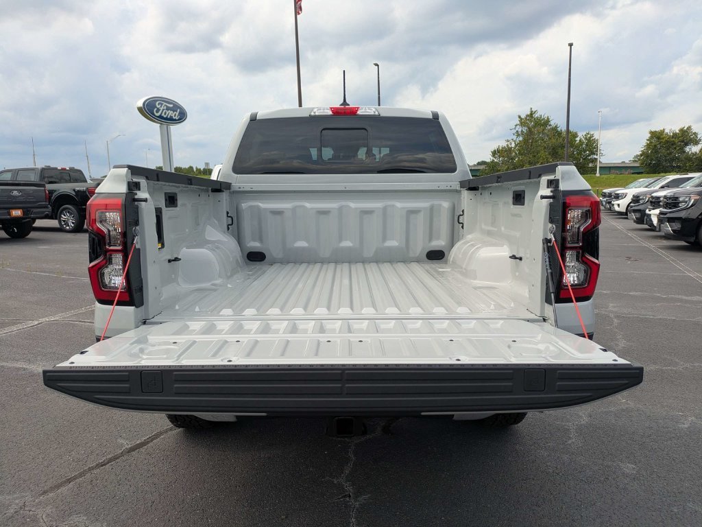 New 2026 Ford Ranger Lariat w/ Chrome Accent Package RWD image 36