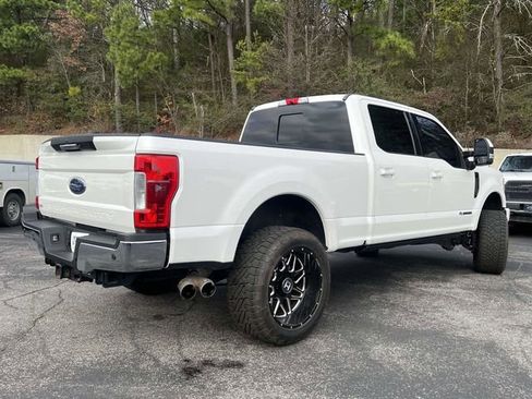 Used 2017 Ford F250 Lariat w/ Tow Technology Bundle image 3