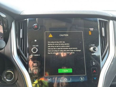 Used 2020 Subaru Outback Premium w/ Popular Package #1 AWD/4WD image 16